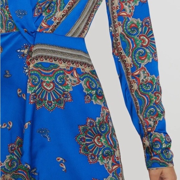 PrettyLittleThing Vibrant Blue Patterned Mini Dress - Picture 2 of 10